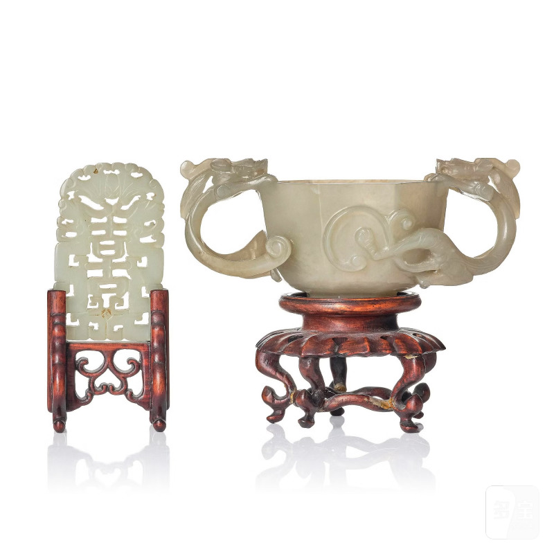 A carved nephrite cup with 'chilong' handles, - 图1